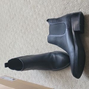 Cole Haan Landsman Women's Bootie size 6.5